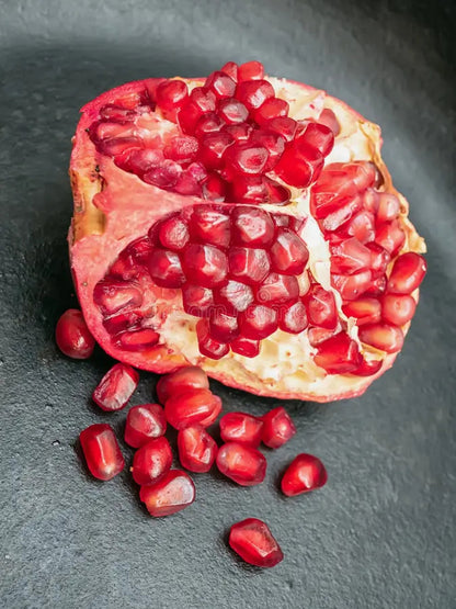 Emek Pomegranate Grafted Fruit Plant – High Yielding Sweet Juicy Anar Tree Variety